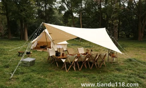 2022國慶節(jié)露營會(huì)不會(huì)很冷2