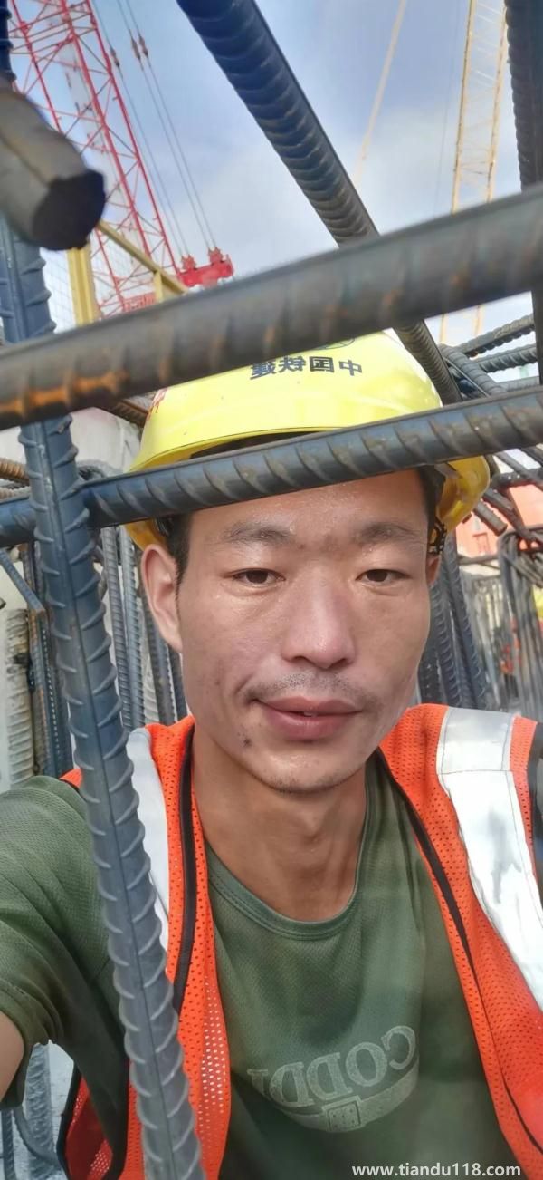 90后小伙被誤認(rèn)為60后，數(shù)萬網(wǎng)友卻為他點贊