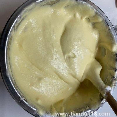 戚風(fēng)蛋糕的做法(戚風(fēng)蛋糕怎么做)(圖8) 戚風(fēng)蛋糕的做法(戚風(fēng)蛋糕怎么做)(圖8)