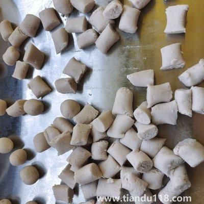 芋圓的做法(芋圓怎么做)(圖6) 芋圓的做法(芋圓怎么做)(圖6)