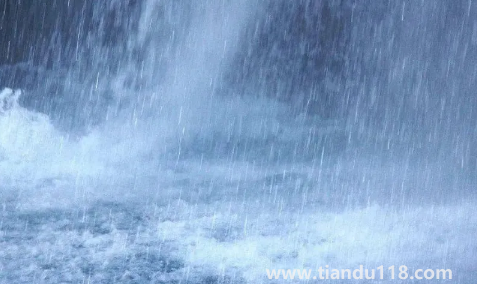 人工降雨會(huì)有轟隆隆的聲音嗎3