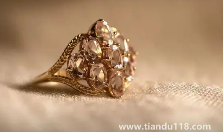 五金在領(lǐng)證前買還是領(lǐng)證后買(訂婚五金什么時(shí)候給)(圖3) 五金在領(lǐng)證前買還是領(lǐng)證后買3