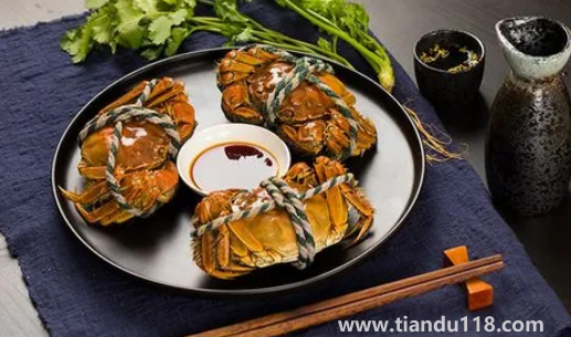 螃蟹放冷藏拿出來(lái)不動(dòng)了是死掉了嗎(螃蟹冷藏可以放多久)(圖2) 螃蟹放冷藏拿出來(lái)不動(dòng)了是死掉了嗎2