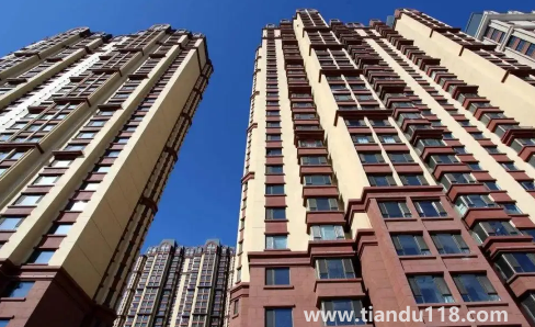 二樓是最差的樓層嗎（電梯房買(mǎi)房幾樓是最佳樓層）