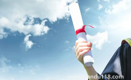 在大學(xué)期間專升本是本科畢業(yè)證嗎3