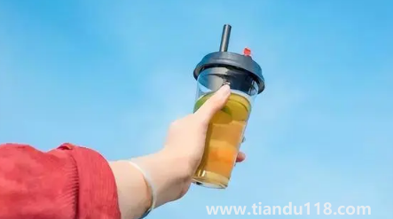 鴨屎香檸檬茶喝了上火嗎2