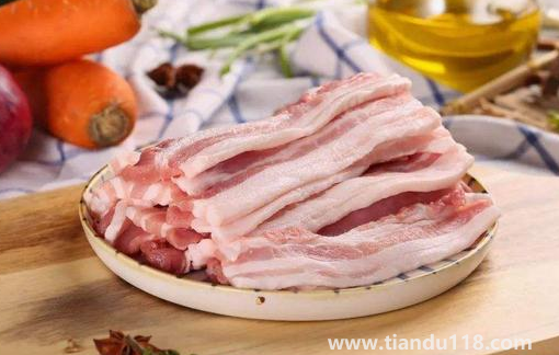 豬肉夜里發(fā)出藍(lán)光能吃嗎(豬肉怎么挑選)(圖3) 豬肉夜里發(fā)出藍(lán)光能吃嗎3