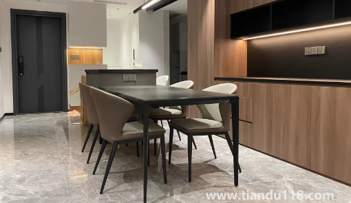 網(wǎng)上購買的德利豐巖板正品嗎(德利豐巖板餐桌怎樣才能避免入誤區(qū))(圖2) 網(wǎng)上購買的德利豐巖板正品嗎2