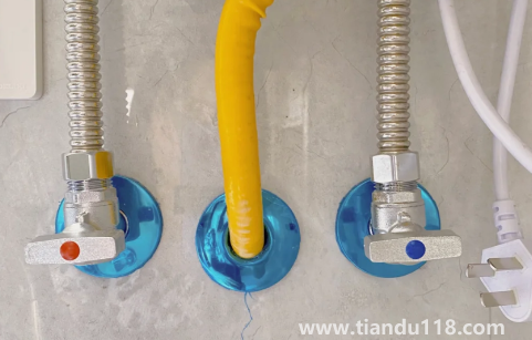 熱水器免費(fèi)安裝真的不要錢(qián)嗎(熱水器安裝輔料費(fèi)用明細(xì))(圖2) 熱水器免費(fèi)安裝真的不要錢(qián)嗎2