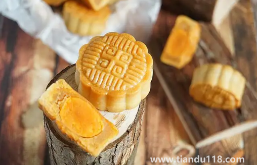 一個月餅的熱量相當(dāng)于幾個雞腿(月餅的熱量為什么這么高)(圖2) 一個月餅的熱量相當(dāng)于幾個雞腿2