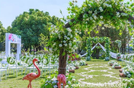 訂婚和結婚時間可以跨年嗎（結婚哪些是要注意的）