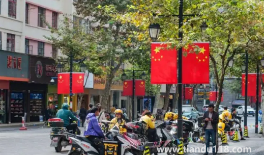 2022國慶節(jié)周六周日補(bǔ)周幾的課2