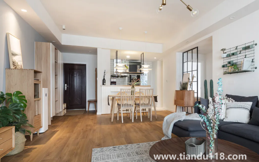 新房悶幾天通風一天還是一直通風(新房裝修放些什么植物)(圖1) 新房悶幾天通風一天還是一直通風1