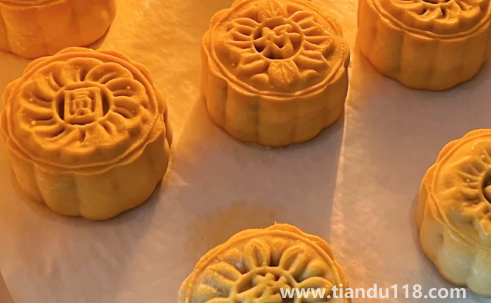 為什么有人回收月餅(賣不完的月餅去哪了)(圖3) 為什么有人回收月餅3