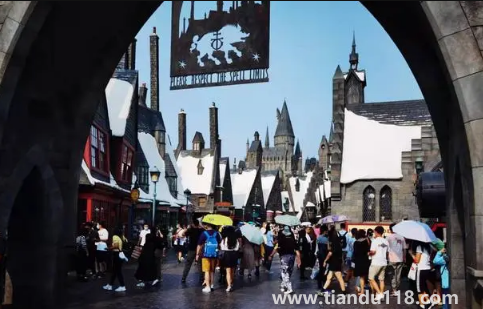 2022北京環(huán)球影城周一人多嗎（北京環(huán)球影城一天可以玩下來(lái)嗎）