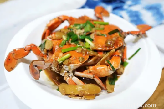 青蟹清蒸還是紅燒好吃(青蟹怎么做好吃又簡單)(圖2) 青蟹清蒸還是紅燒好吃2