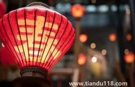 2023年春節(jié)是不是在春天(春節(jié)的來歷和習俗有哪些)(圖1) 2023年春節(jié)是不是在春天1