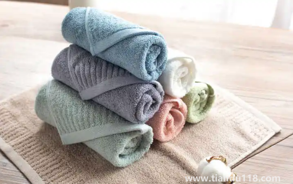 毛巾變硬用白醋能軟嗎(毛巾為什么會變硬)(圖1) 毛巾變硬用白醋能軟嗎1