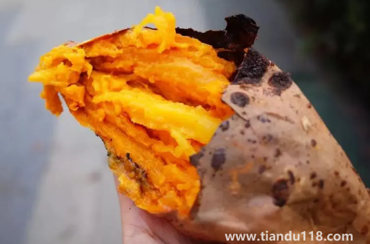 空氣炸鍋烤紅薯為什么烤不熟(空氣炸鍋烤紅薯要翻面嗎)(圖3) 空氣炸鍋烤紅薯為什么烤不熟3