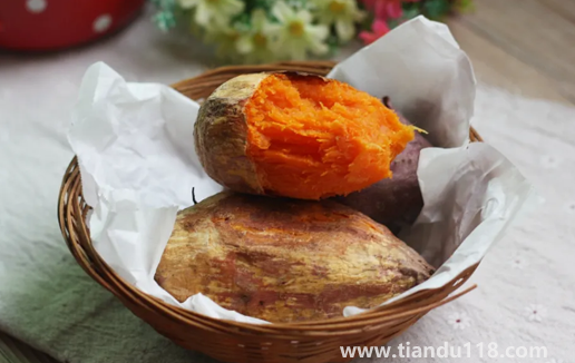 空氣炸鍋烤紅薯需要切開嗎（空氣炸鍋怎么烤紅薯）