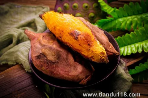 空氣炸鍋烤紅薯需要切開嗎(空氣炸鍋怎么烤紅薯)(圖3) 空氣炸鍋烤紅薯需要切開嗎3