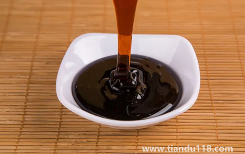 秋梨膏加川貝好還是羅漢果好（秋梨膏放什么中藥好）