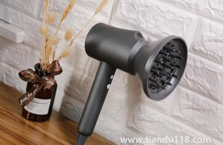 吹風(fēng)機(jī)線粗的好還是細(xì)的好3