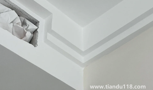 乳膠漆開(kāi)裂一般發(fā)生在多久之后（墻體裂縫后刷乳膠漆會(huì)裂嗎）