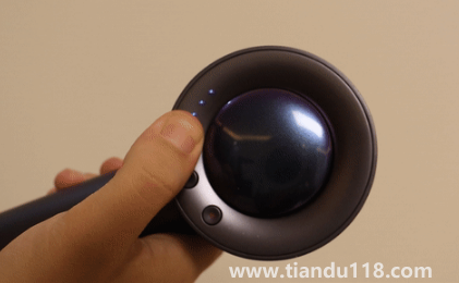 吹風(fēng)機(jī)要用冷風(fēng)吹還是熱風(fēng)吹（吹風(fēng)機(jī)冷風(fēng)和熱風(fēng)的功率一樣嗎）