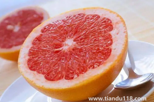 葡萄柚好苦還能吃嗎（葡萄柚好吃嗎）
