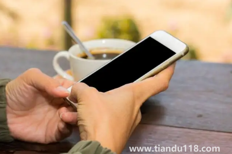 手機(jī)輻射和微波爐輻射哪個大(怎么減少手機(jī)輻射)(圖3) 手機(jī)輻射和微波爐輻射哪個大3