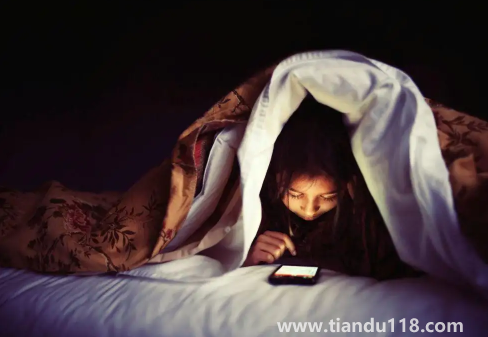 睡覺手機(jī)放哪里沒輻射2