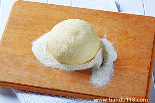 發(fā)面過(guò)了一夜晚早上還能做嗎2