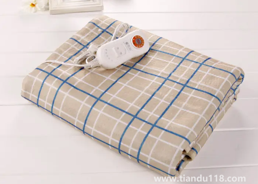 電熱毯上面可以鋪褥子嗎(電熱毯使用注意事項)(圖3) 電熱毯上面可以鋪褥子嗎3