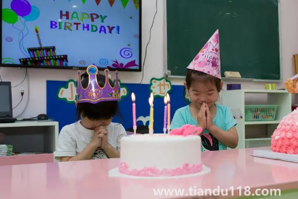 閏二月是不是有兩個生日的（閏二月生日的怎么算陰歷生日）