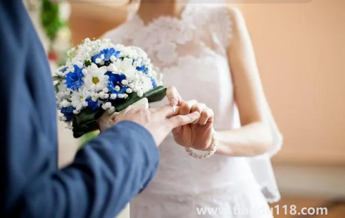 2023年3月可以結(jié)婚嗎(3月結(jié)婚冷不冷)(圖1) 2023年3月可以結(jié)婚嗎1