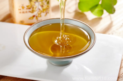 摻了白糖的蜂蜜會結(jié)晶嗎(什么樣的蜂蜜好)(圖3) 摻了白糖的蜂蜜會結(jié)晶嗎3