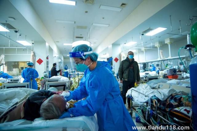 上海重癥高峰已慢慢出現(xiàn)（醫(yī)院呼吁分流就診讓出“生命通道”）