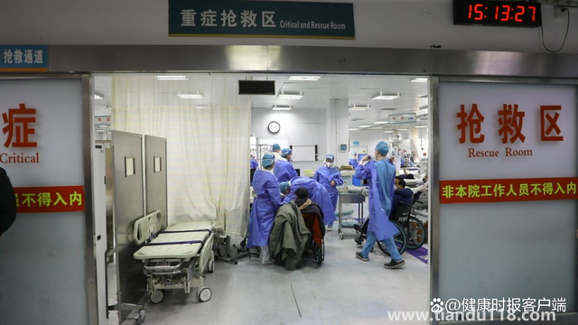 一線醫(yī)生:危、急、重病人比例增加（解放軍總醫(yī)院急診主任表示）
