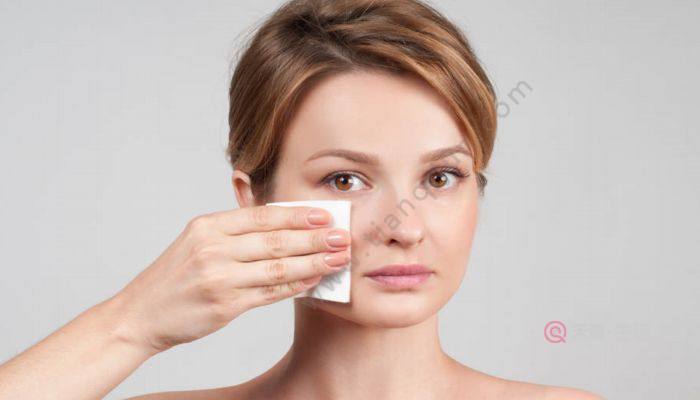 富勒烯的正確使用方法 富勒烯修顏美肌噴霧的用法(圖3) 富勒烯的正確使用方法